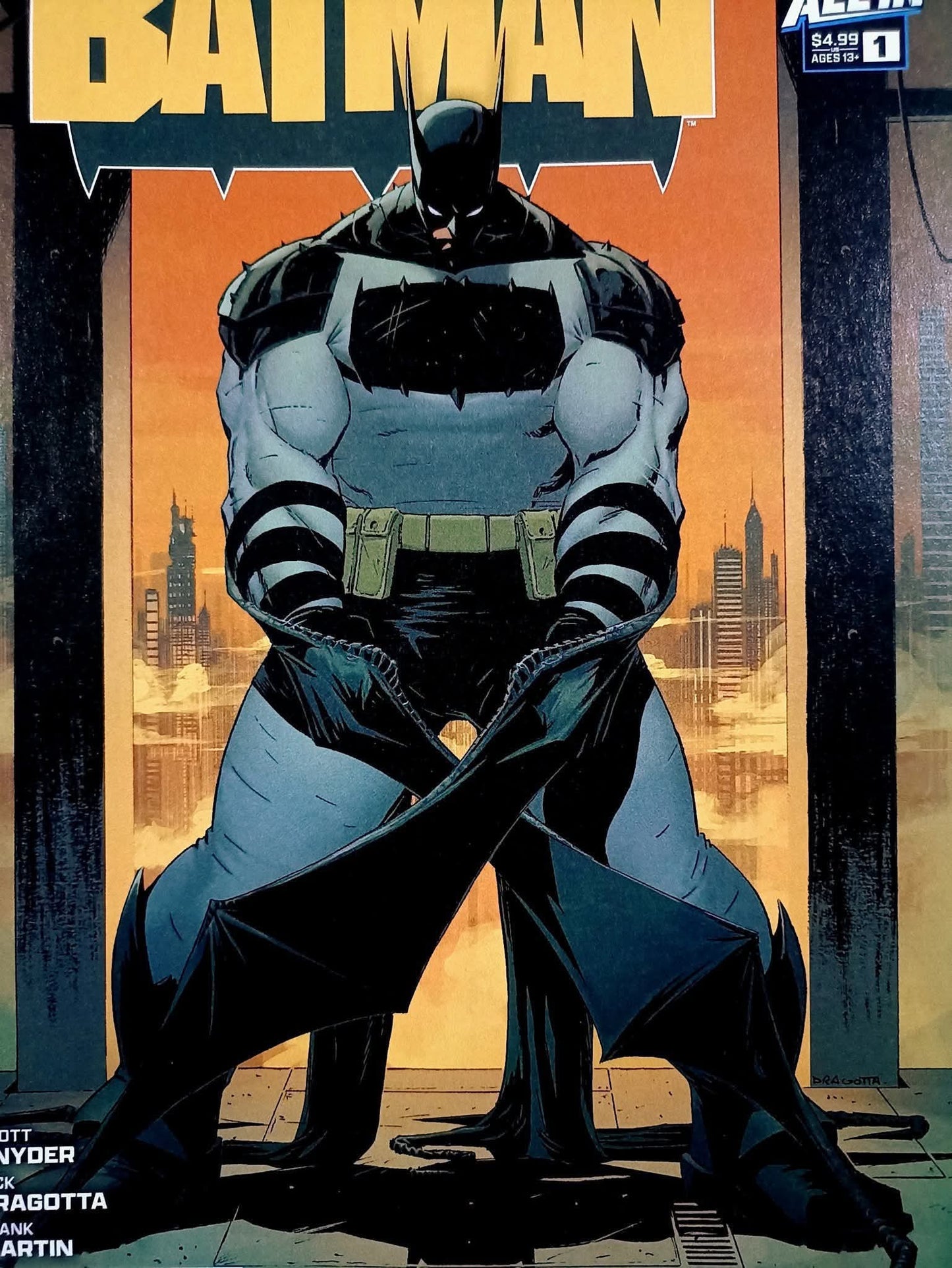 Absolute Batman #1 DC All In

1st Ptg Nick Dragotta Cover