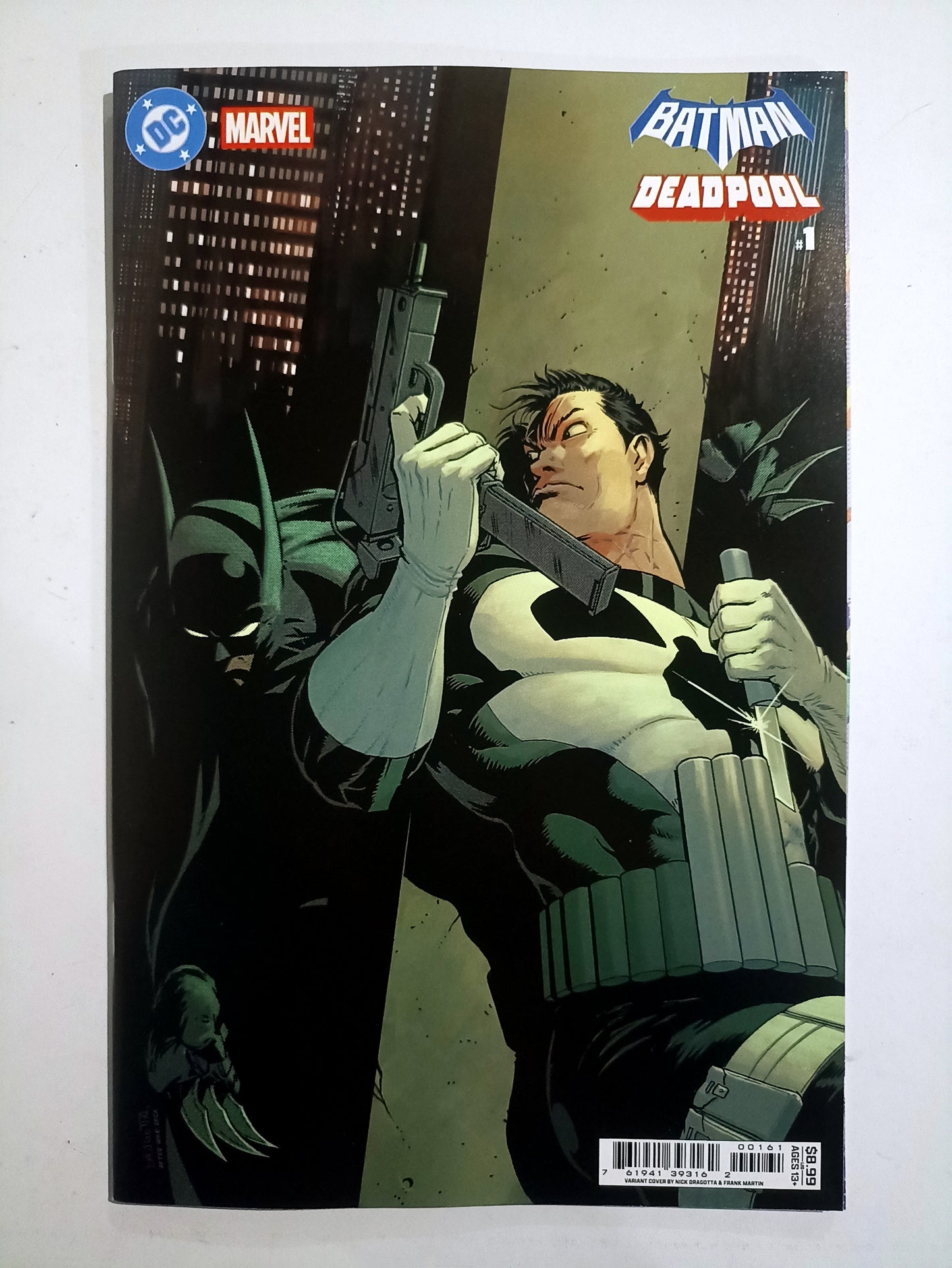 DC Marvel Batman Deadpool #1

 
One Shot

 
Nick Dragotta "Batman & Punisher" Card Stock Variant Cover